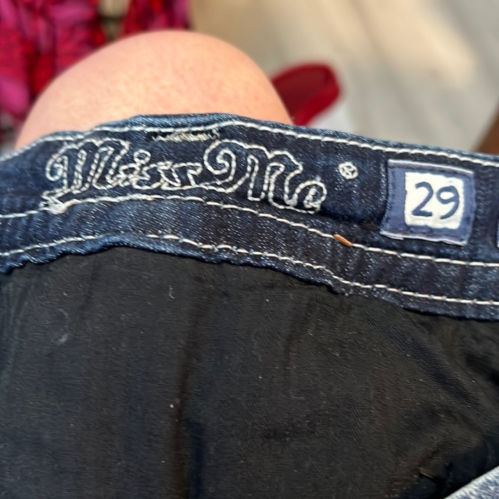 Adorable Miss Me Jeans size 29